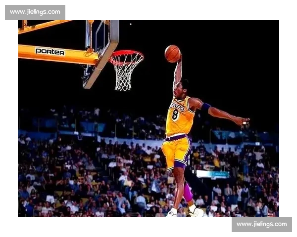 科比的内线艺术:师从奥拉朱旺的脚步精髓 科比的内线艺术:师从奥拉朱旺的脚步精髓